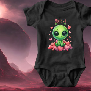 sitta på hjärtat Kärlek UFO tror att scifi-toppen T Shirt