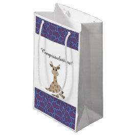 Sittande giraff