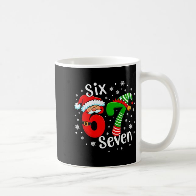 Six Seven 67 Meme 6 7 Elf Santa Christmas  Kaffemugg (Höger)