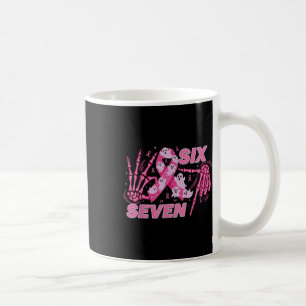 Six Seven 67 Meme Rolig Skelett Bröstcancer Medvet Kaffemugg