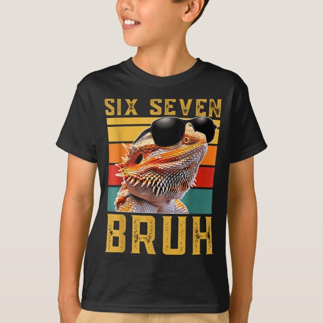 Six Seven 6 7 67 Meme Funny Bearded Dragon Design  T Shirt (Framsida)