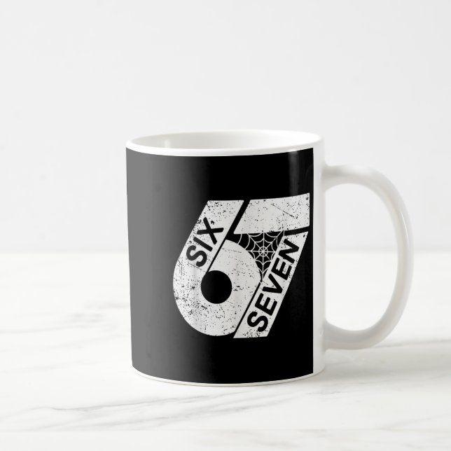 Six Seven 6 7 Meme 6 7 Halloween-kostym  Kaffemugg (Höger)