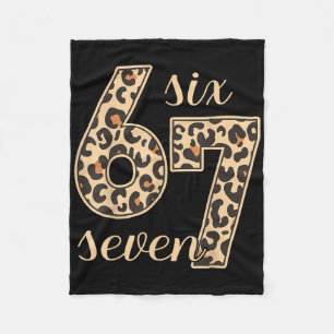 Six Seven Meme 6-7 Nummer Leoprint Gen Z Gen Fleecefilt