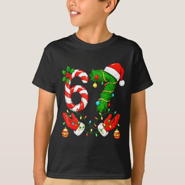 Six Seven Meme Christmas 67 Santa Funny Christmas  T Shirt (Framsida)