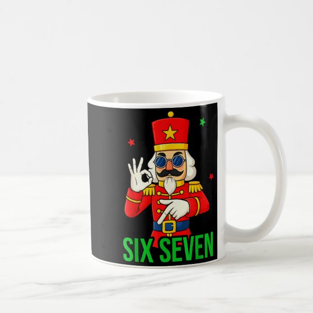 Six Seven Meme Funny Holiday Toy Soldier  Kaffemugg (Höger)
