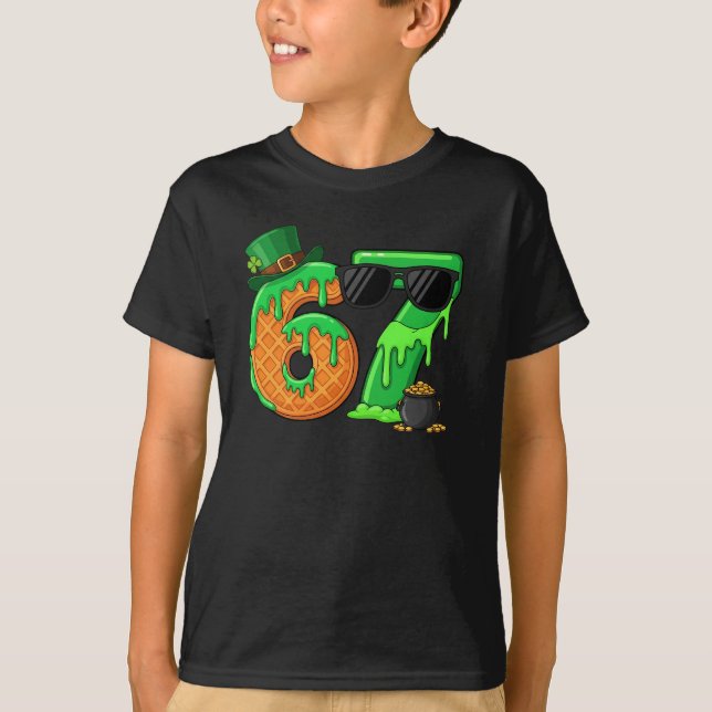 six seven meme saint Patrick day 2026 T Shirt (Framsida)