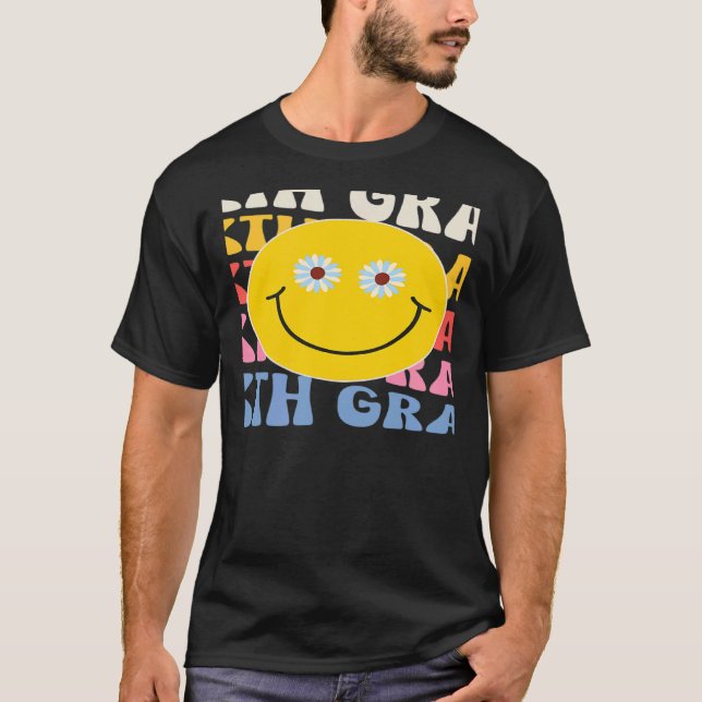 Sixth Grade Smile Groovy Back To School 6th Grade  T Shirt (Framsida)