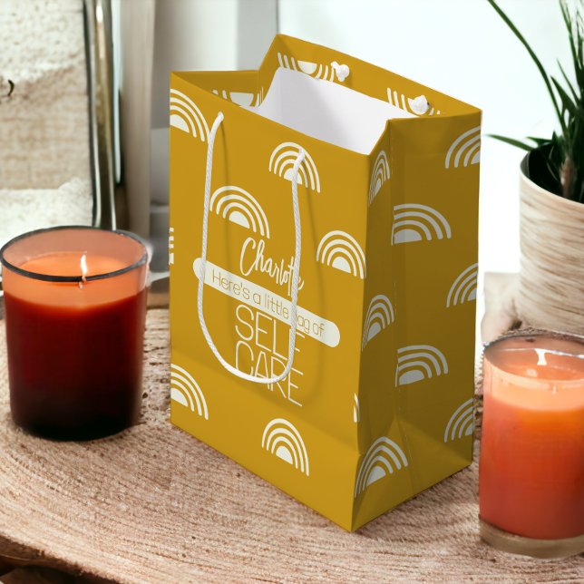 Självbetjäning av personlig (Personalized Self Care Medium Gift Bag from Ricaso. Add pampering content for friends or family)