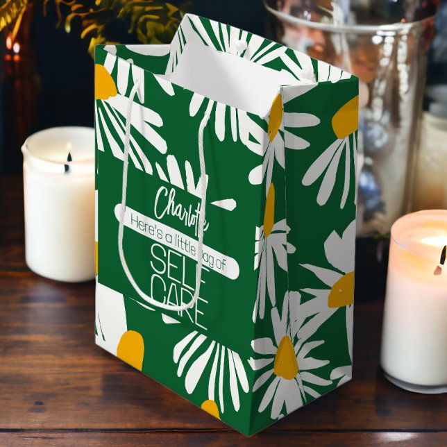 Självbetjäning av personlig (Personalized Self Care Medium Gift Bag from Ricaso. Add pampering content for friends or family)