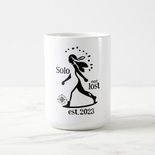 Självsäkert solo-resenär uttalande kaffemugg