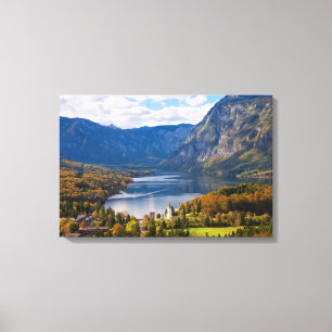 Sjö Bohinj i Slovenien i höst Canvastryck