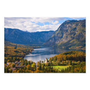 Sjö Bohinj i Slovenien på hösten Fototryck