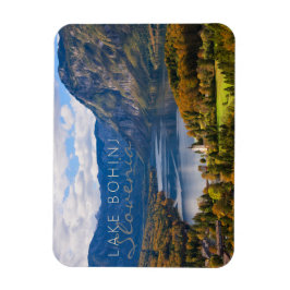 Sjö Bohinj i Slovenien på hösten Magnet