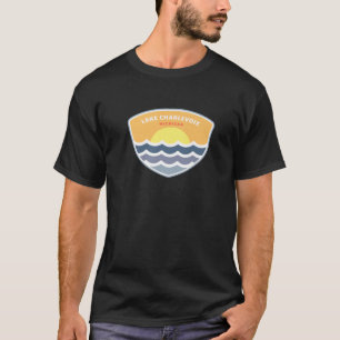 Sjö Charlevoix Michigan MI Sunset Vacation Souven T Shirt