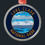 Sjö Clark nationalpark Retro Distress Circle<br><div class="desc">Sjö Clark-vektorteckningsdesign. Parken är ett vackert land. Vulkanerna ånga,  lax springa,  björnar och kragiska berg reflekterar över den krympande turkosen sjöar.</div>
