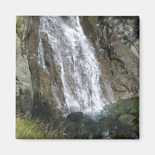 Sjö District Waterfall Magnet (Framsidan)