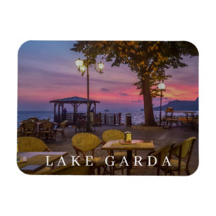 Sjö Garda vid skymning av kylmagnet Magnet
