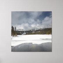 Sjö i Sierra Nevada