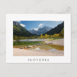 Sjö Jasna i fallande slovenska Alpernor Vykort