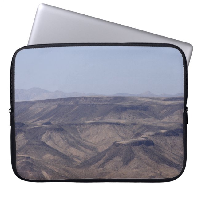 Sjö Meade laptop sleeve (Framsidan)