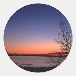 Sjö Sunrise Runt Klistermärke