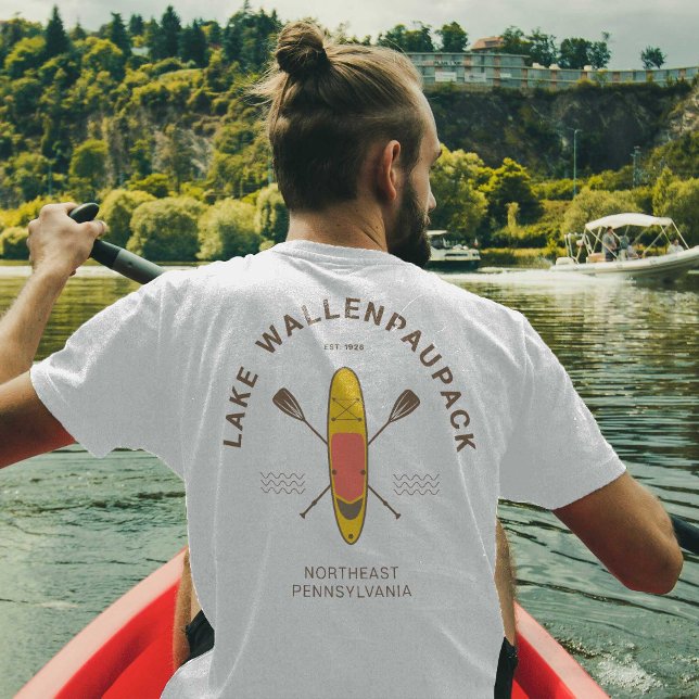 Sjö Wallenpaupack Pennsylvania Paddle Boarding T Shirt (Skapare uppladdad)