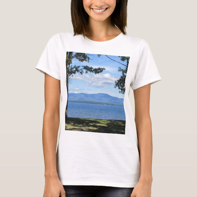 Sjö Winnipesaukee T Shirt (Framsida)