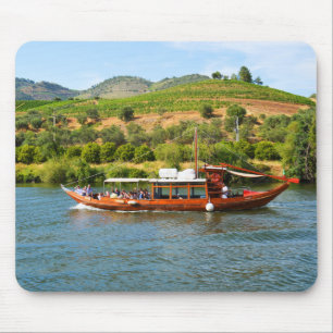 Sjöfart vid floden Douro i Portugal Musmatta