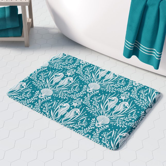 Sjöhästar Teal Blue White Damask Ocean Mönster Badrumsmatta (Skapare uppladdad)