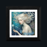 Sjöjungfru Coral under Sea Fantasy Keepsak Minnesask<br><div class="desc">Den här bra konstens stil-sjöjungfru har en speciell och undervattensscen,  med vibrerande blått vatten,  korall och sjöjungfru som når fram till bubblor. Vivid lush färg. En gåva till en liten flicka som kärlek fantasyfigurer. Hon kan lagra smycken och andra skatter.</div>