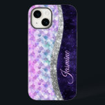 Sjöjungfru lila silver faux glitter monogram<br><div class="desc">Söt chic och elegant sjöjungfru gigly skin iridescent faux glitter i rosa lila silver för att färg ett sött unikt gigantiskt skapat för att skydda din enhet. Vacker, modern och coola täckning för den trendviga och konsthundande höftledaren. Den här snyggten skulle vara underbar för flickor som har sparka trendig. Visa...</div>