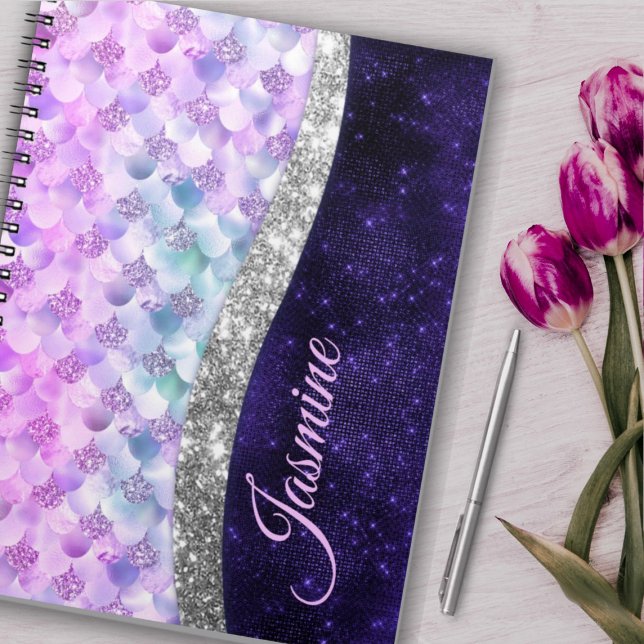 Sjöjungfru lila silver faux glitter monogram anteckningsbok (Skapare uppladdad)