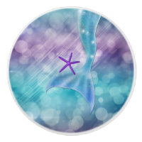 Sjöjungfru Svan som omges under havet