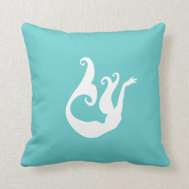 sjöjungfru Vit på tealblåa kuddar