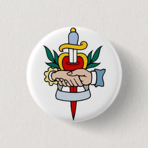 Sjömantatueringen - handskakningen & dolken - knapp