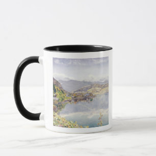 Sjön av Lucerne, montering Pilatus i avståndet Mugg