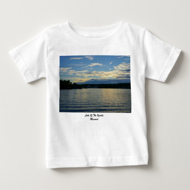 Sjön Ozarks blå solnedgång T Shirt (Framsida)