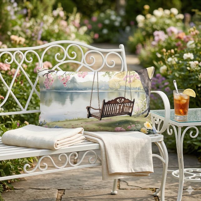 Sjöpromenad i romantisk akvarellträdgård lumbarkudde (Lakeside Swing in Romantic Watercolor Garden Lumbar Pillow Mockup A)