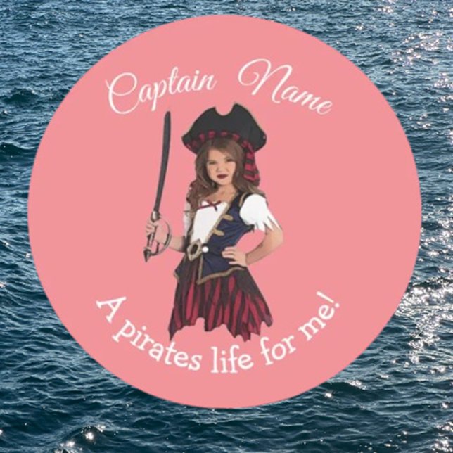 Sjörövarflicka Runt Klistermärke (Unforgettable Kids Pirate Party Themes to Make Them Walk the Plank)