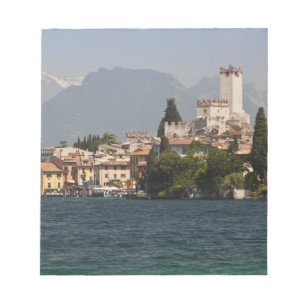 Sjöstad, Malcesine, provinsen Verona, Italien Anteckningsblock