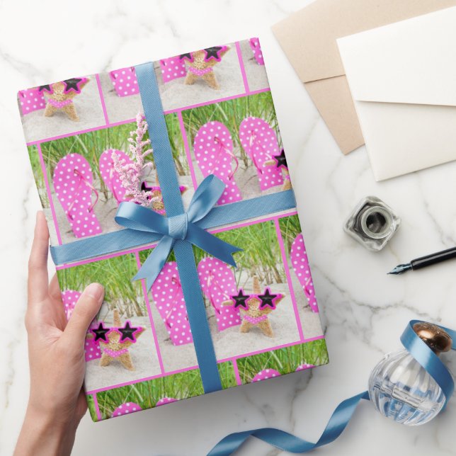 Sjöstjärna och tåflipflops i sand presentpapper (Gifting)