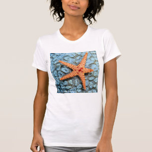Sjöstjärna på en korall med Polips T Shirt