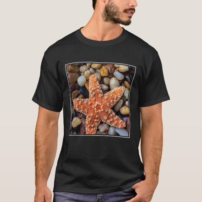 Sjöstjärna på stenar t shirt (Framsida)