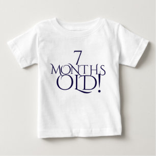 sju månader gammal gullig bebis ett biet t shirt