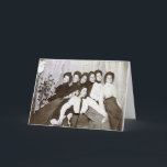 Sju Senile Friends Kort<br><div class="desc">Sju flickvänner har hamnat i bild. Inuti hälsning står det: Gud ska ge dig SENILITETEN att glömma de människor du inte gillade i alla fall - bran förmögenhet till springa i dem du gör - och synen att visa skillnaden! GRATTIS PÅ FÖDELSEDAGEN!</div>