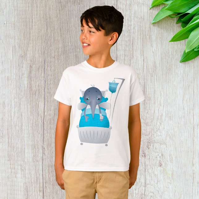 Sjuk Mosquito på sjukhus T-Shirt (Skapare uppladdad)