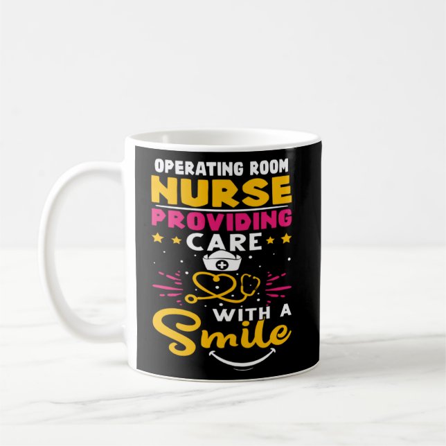 Sjuksköterska för operationsrum med en sjömil kaffemugg (Vänster)