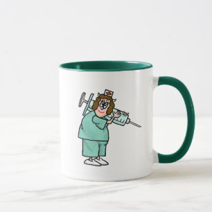 Sjuksköterska i operationsform med stor spruta Mug Mugg