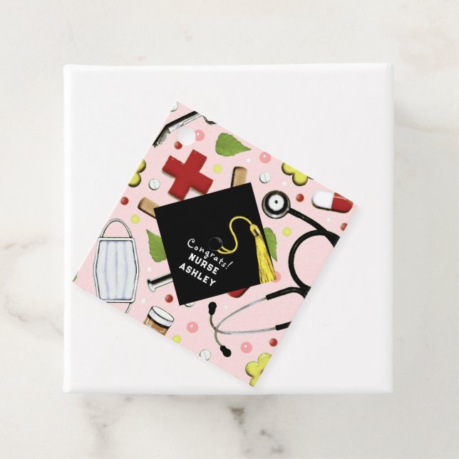 Sjuksköterska sjuksköterskeutbildning examen gåvor etiketter (På plats)