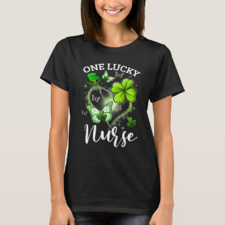 Sjuksköterska St Patricks Day En Lucky Sjuksköters T Shirt